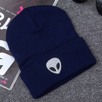 Extraterrestrial embroidery embroidery, street knitted hat, warm wool hat, men and women